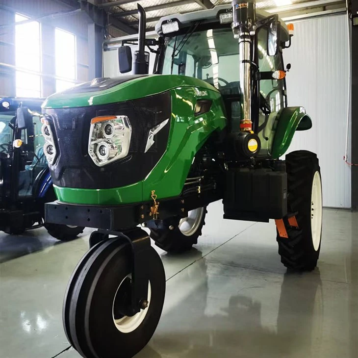 Luksuzni traktor s tri{1}}kotača s kabinom od 120 KS